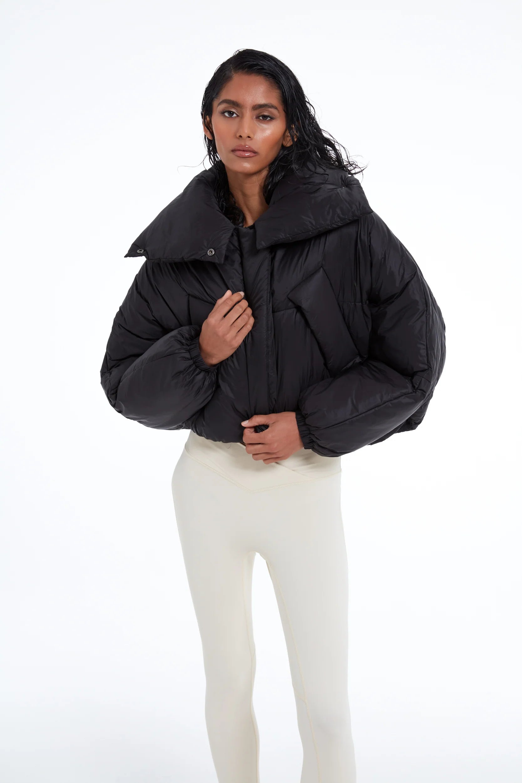 TSM Women’s Duvet Puffer Jacket in Ink Black – lightweight cropped outerwear with zipper and side pockets