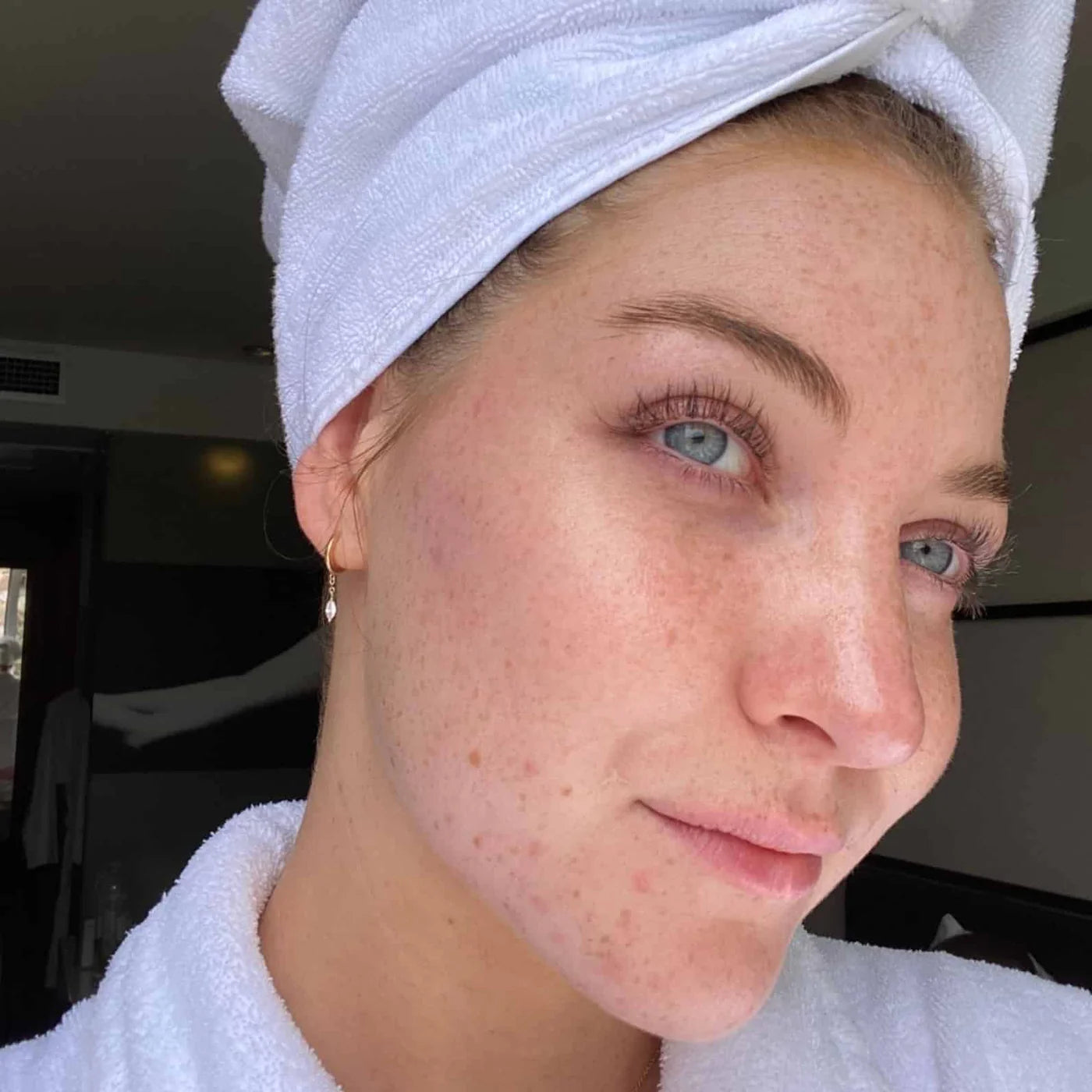 PERL Radiance Facial Oil bottle – vegan face oil that hydrates, brightens, and restores glow