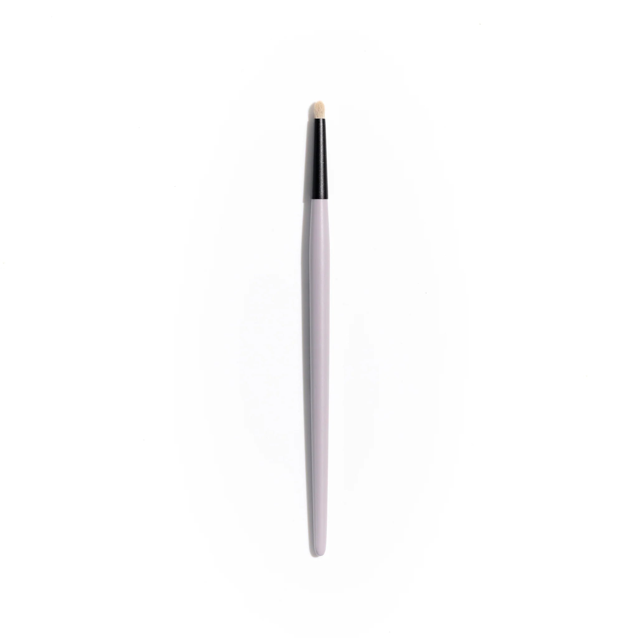 Jo Leversuch Corrector Brush – vegan precision concealer brush for blemishes and dark spots