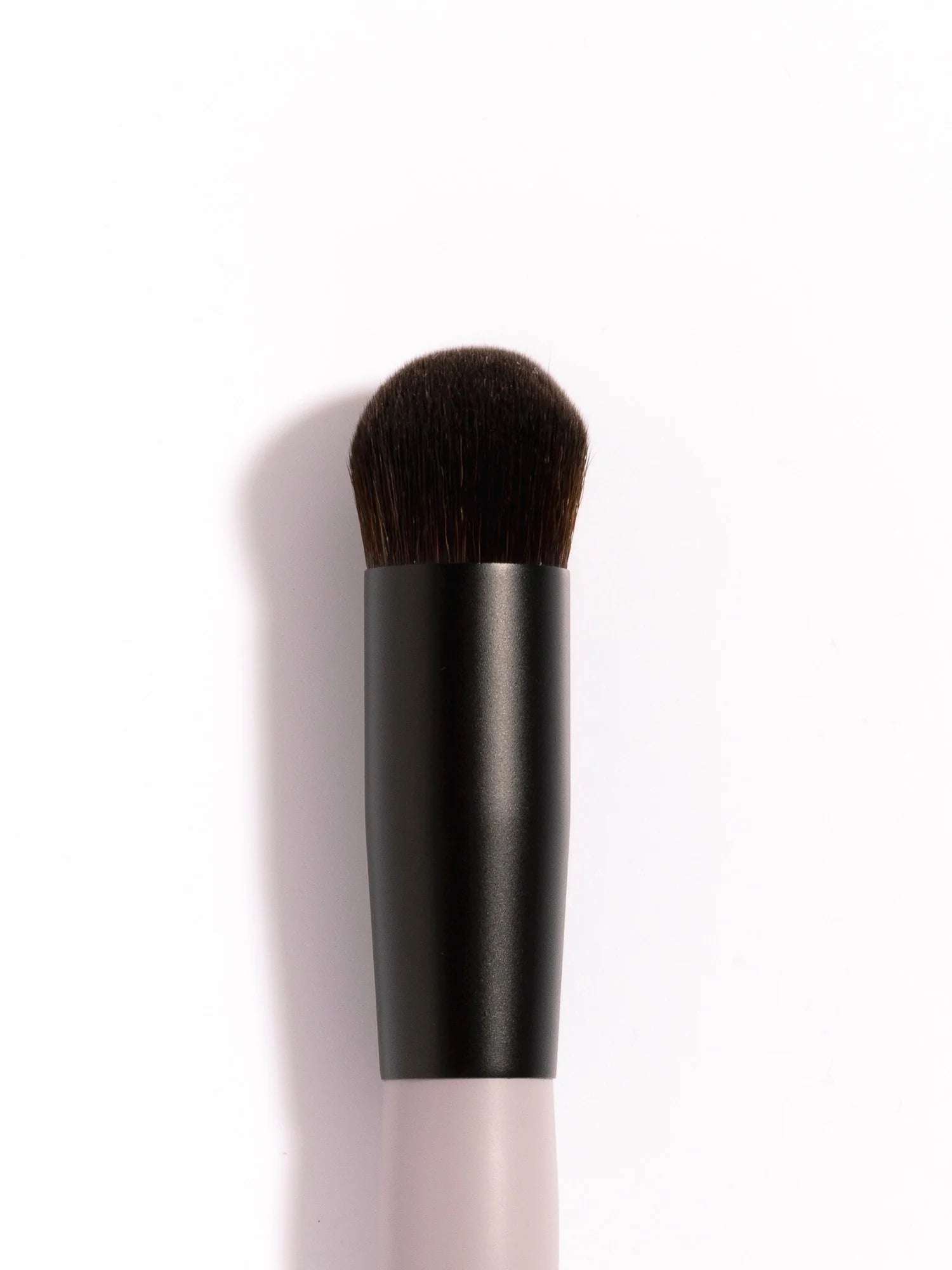 Jo Leversuch Dense Foundation Brush – vegan makeup brush for cream foundation and blush