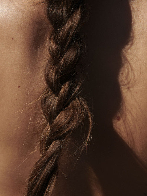 ABHATI SUISSE Yamuna Shampoo – detoxifying, hydrating cleanser for all hair types and scalp concerns